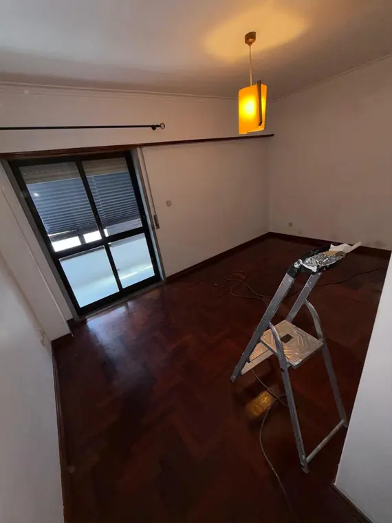 Lamparquet envernizado após a recuperação